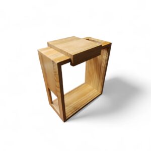 contenedor para pastas de 23 x 20 x 12 cm.